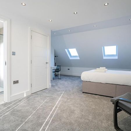 Вилла Newly Refurbished Modern 4 Bed Detached House ! Оксфорд Экстерьер фото