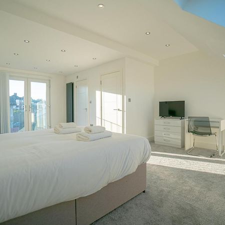 Вилла Newly Refurbished Modern 4 Bed Detached House ! Оксфорд Экстерьер фото