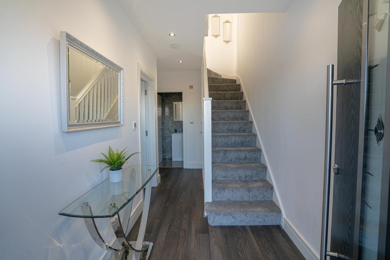 Вилла Newly Refurbished Modern 4 Bed Detached House ! Оксфорд Экстерьер фото